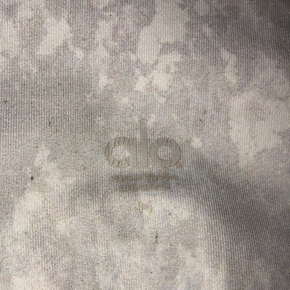 ALO LEGGINGS - Picture 3 of 3